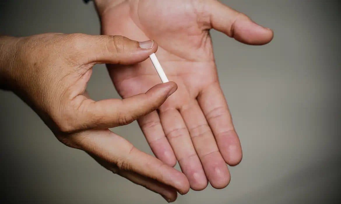 'Chips da Beleza': implantes hormonais proibidos pela Anvisa vão ser apreendidos na Paraíba