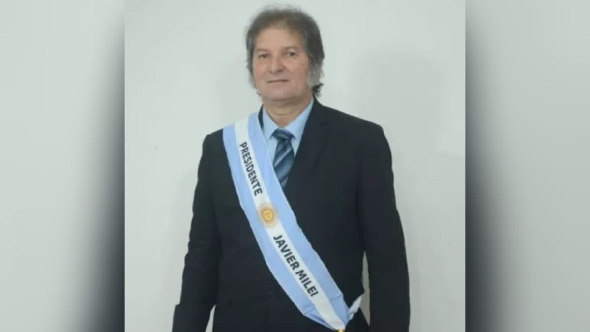 'Milei de Jampa': sósia do presidente da Argentina, candidato tem 226 votos em João Pessoa