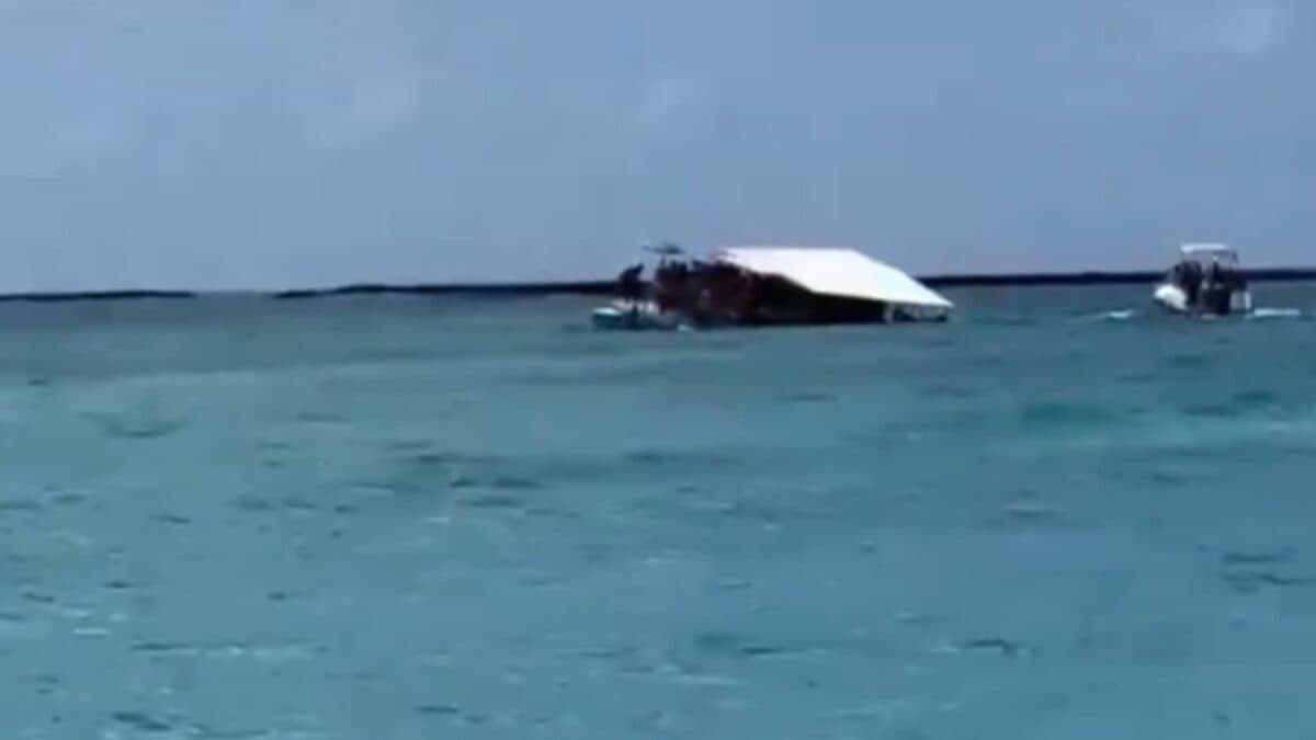 VÍDEO: catamarã afunda durante passeio no mar em Maragogi; turista morreu