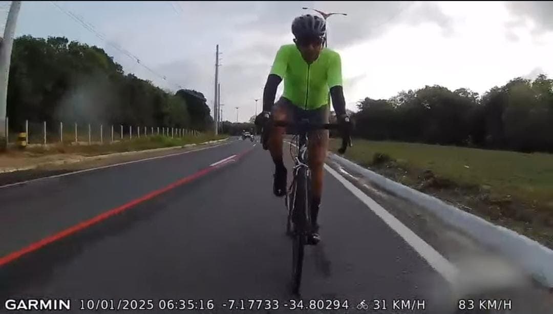 EXCLUSIVO: um dia após acidente com morte, carro é flagrado a 83 km/h na faixa pra ciclistas da PB-008