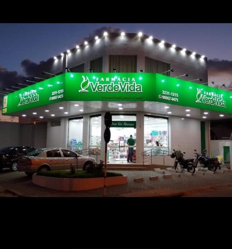 Bandidos invadem farmácia e fazem reféns na Zona Sul de João Pessoa