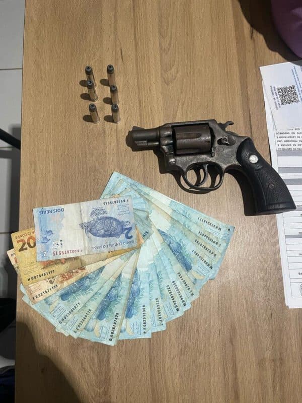 Polícia prende suspeito por porte ilegal de arma em Dona Inês