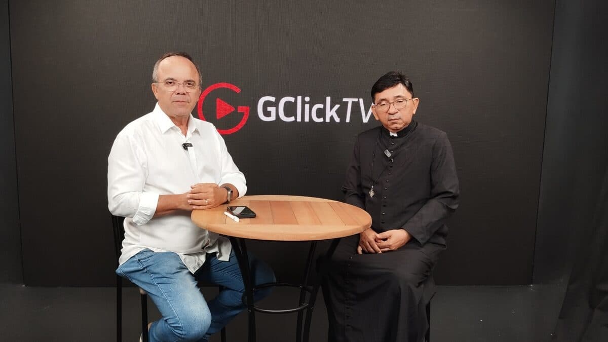 Padre Sandro Santos revela os chamados que o levaram à vida sua religiosa, fala sobre depressão e as tentações trazidas pelo diabo