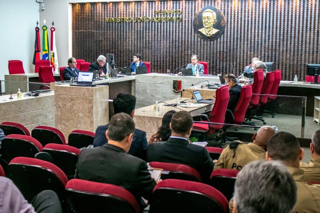 TCE-PB reprova contas de Riacho dos Cavalos por excesso de contratados temporários e baixo investimento em educação