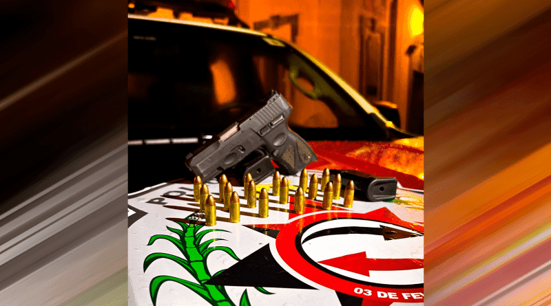 Homem é preso e arma é apreendida em comunidade no bairro do Varadouro