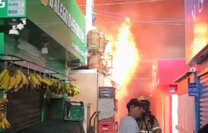 Incêndio atinge Mercado Público de Mangabeira, em João Pessoa