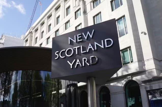 Polícia do Reino Unido prende 4 iranianos por suposto plano de ataque terrorista