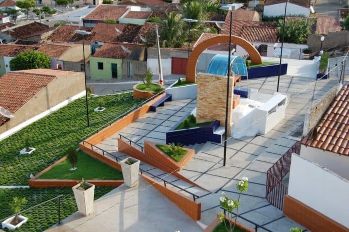 MPC pede suspensão de licitação de mais de R$ 567 mil para compra de material de limpeza em Amparo