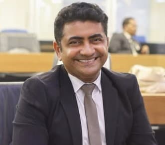 Vereador Mô Lima pede suspensão imediata da lei do couvert artístico e afirma que empresários estão cancelando eventos