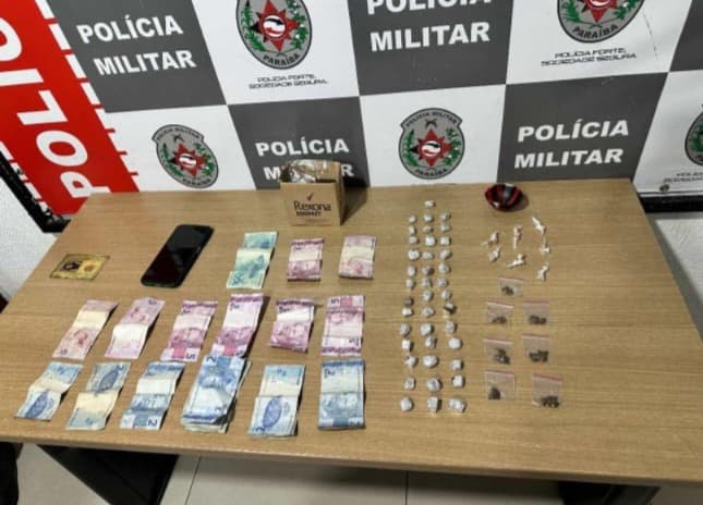 Polícia apreende maconha, crack e dinheiro em mercadinho de João Pessoa