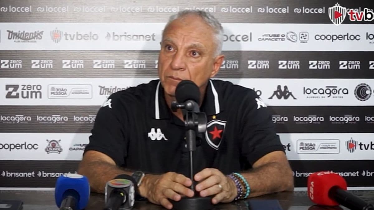 Técnico do Botafogo-PB vê elenco fortalecido após fim de jejum de vitórias e mira parte de cima da tabela da Série C