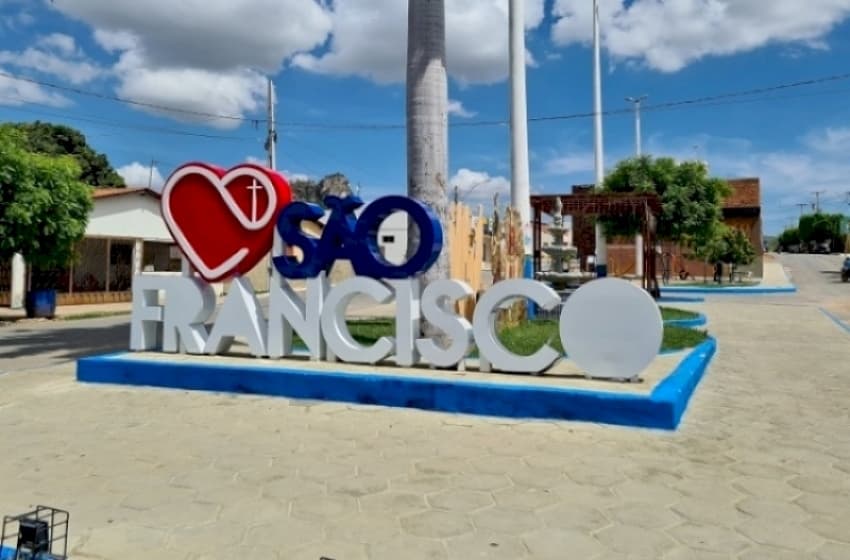 Com pouco mais de  3 mil habitantes, São Francisco vai gastar mais de R$ 666 mil em manutenção de veículos