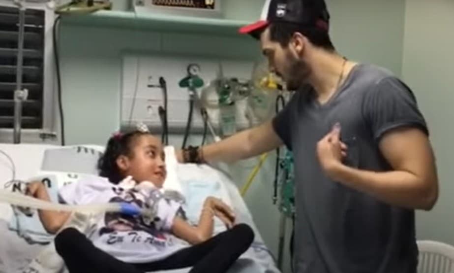 Jovem internada há 10 anos que ganhou festa na Priscylla’s Hall já recebeu visita de famosos como Luan Santana