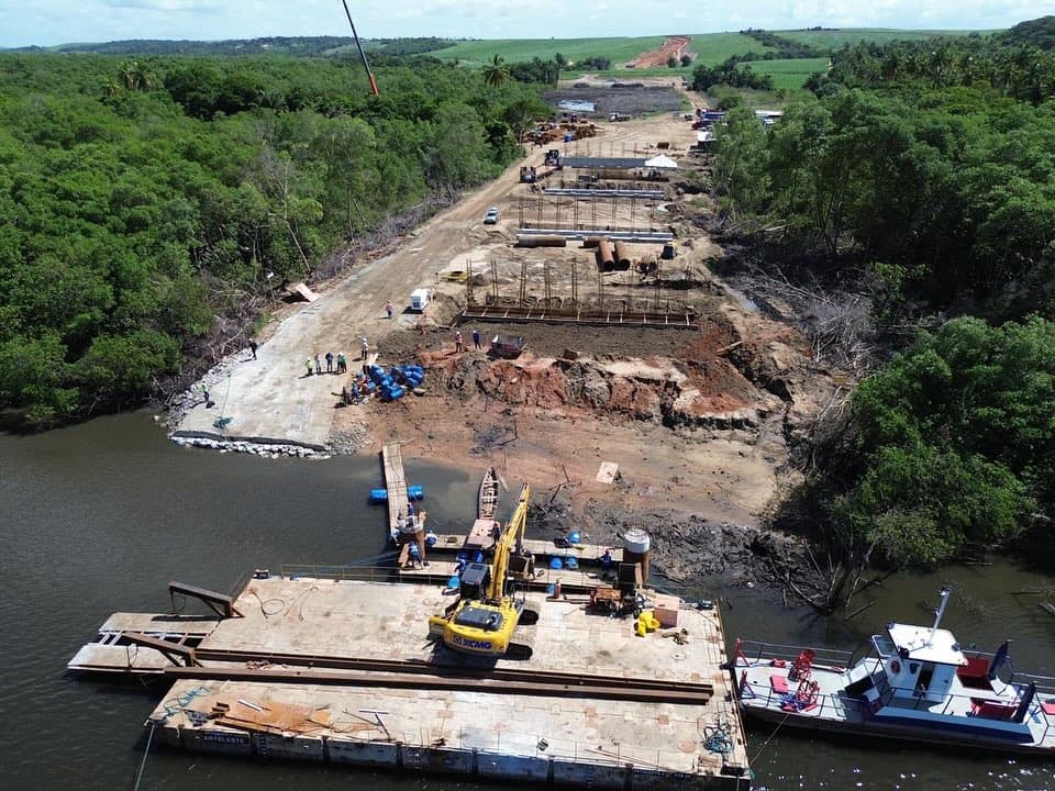 Ponte do futuro: João Azevêdo compartilha imagens do andamento das obras
