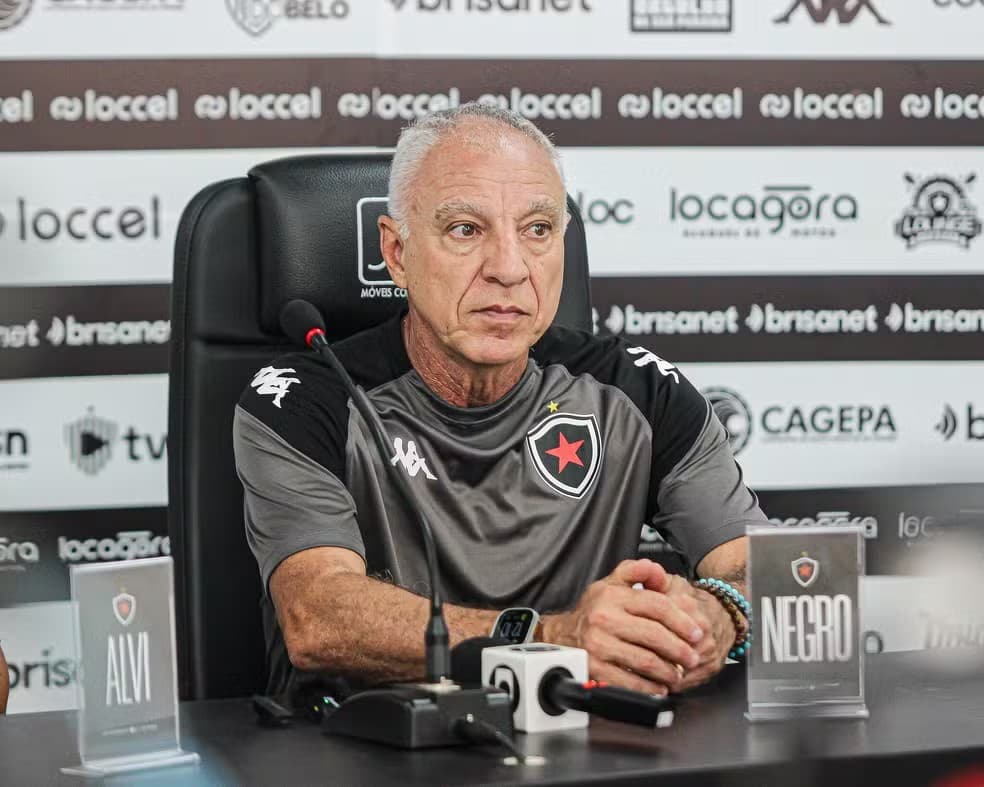 Após entrar o Z-4 da Série C, Botafogo-PB anuncia saída do técnico Márcio Fernandes