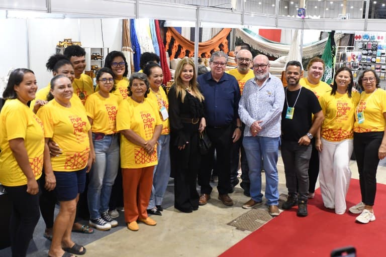 João Azevêdo visita Multifeira Brasil Mostra Brasil e destaca importância do evento para a movimentação da economia