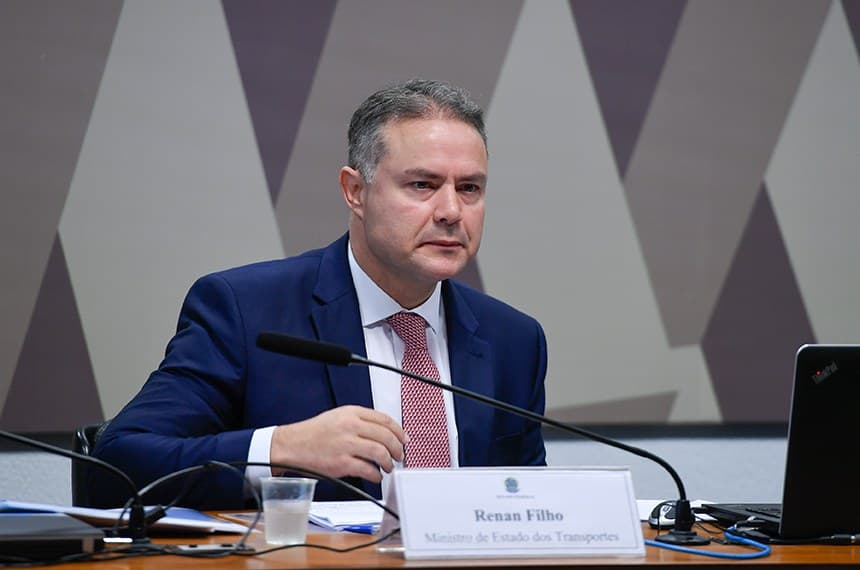 Ministro dos Transportes visita duplicação da BR-230 e lança obras de VLT nesta sexta-feira