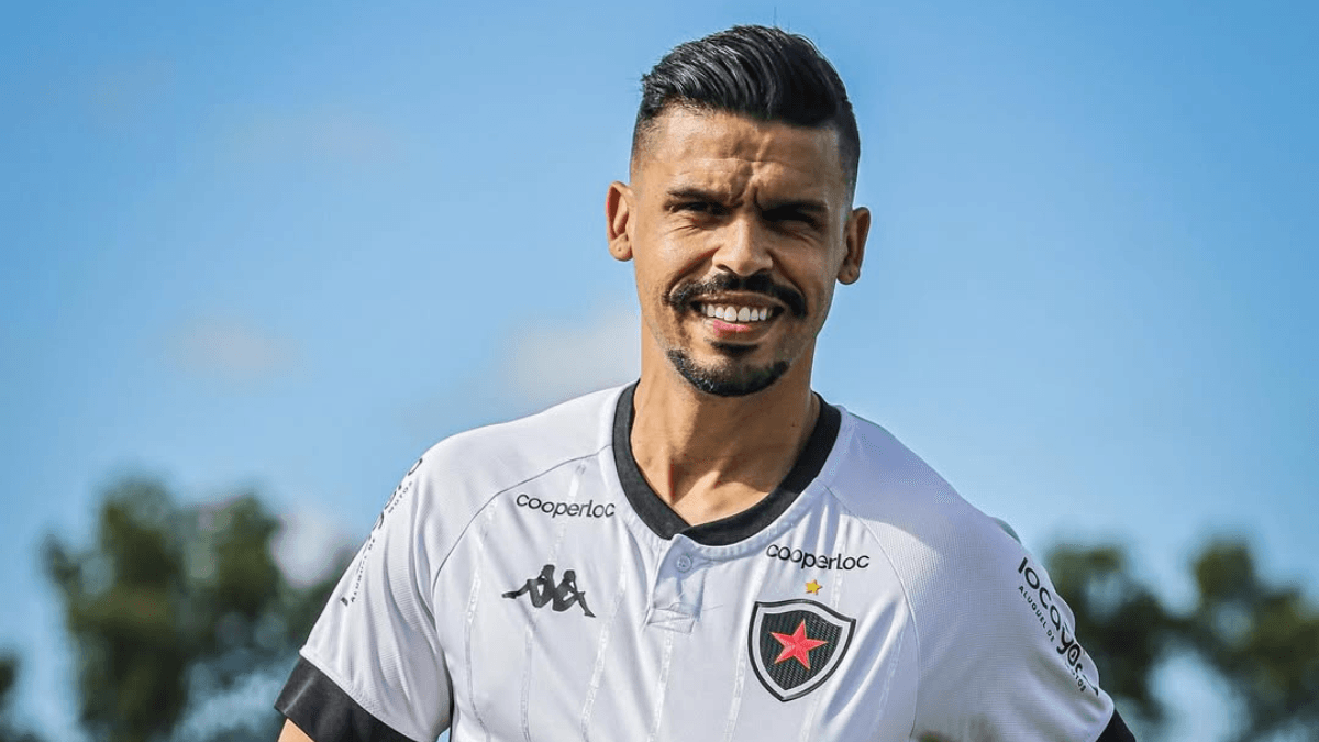 Botafogo-PB anuncia contratação de Cássio Gabriel para o restante da temporada