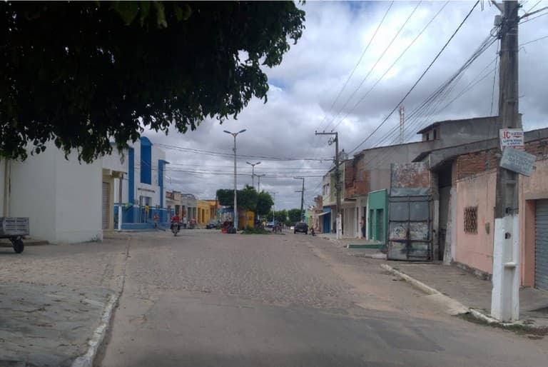 Prefeita de Damião tem 20 dias para explicar ao TCE recebimento de mais de R$ 40 mil de salário em excesso