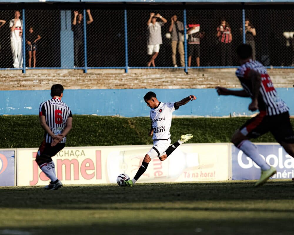 Botafogo-PB perde para o Anápolis e não consegue a classificação na Série C
