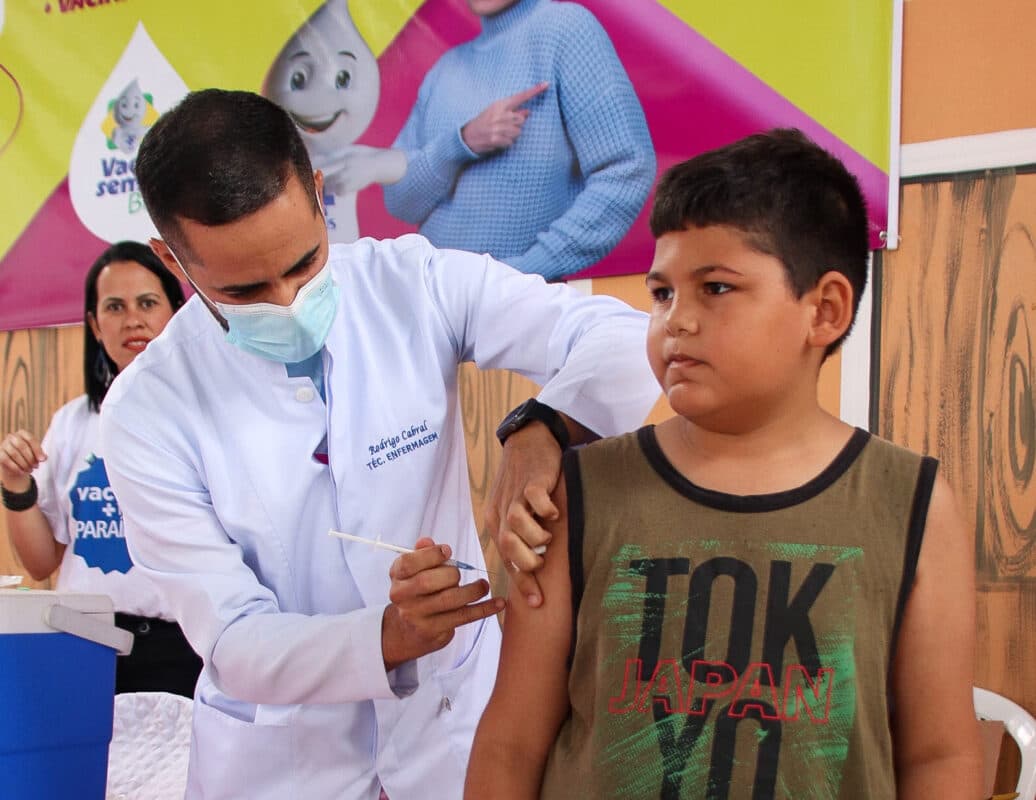 Paraíba aplica mais de 51 mil doses no Dia D de Multivacinação com foco na vacina contra o sarampo e HPV