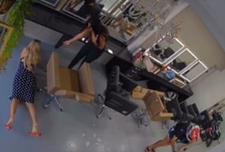 Casal armado invade salão de beleza em João Pessoa, ameaça funcionários e rouba cabelos