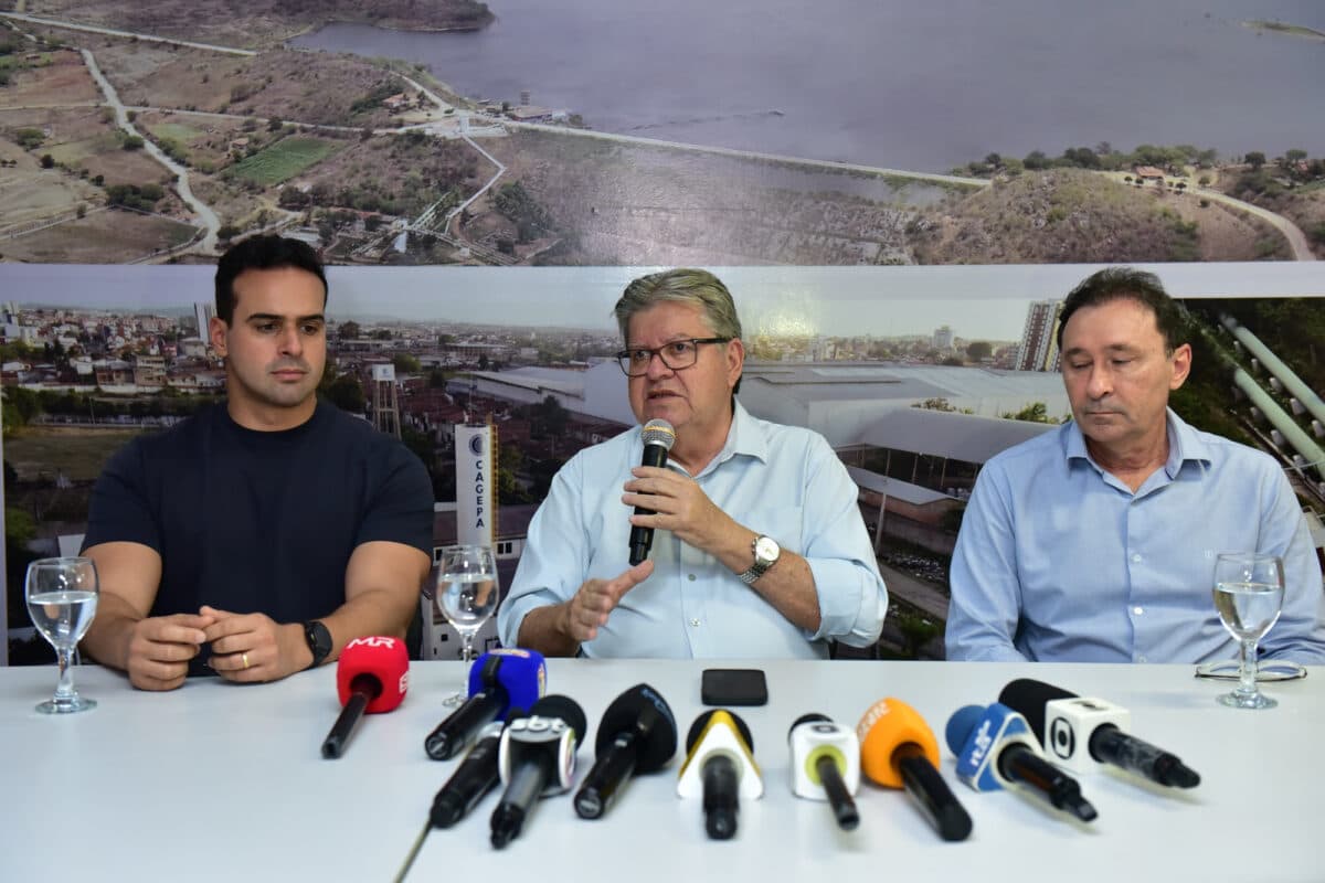 Governador determina indenização integral às famílias atingidas e a instalação de abrigos em Campina Grande