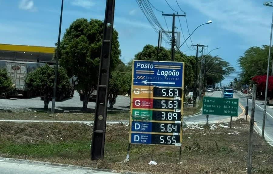 Gasolina é comercializa por R$ 5,63 em posto de Campina Grande