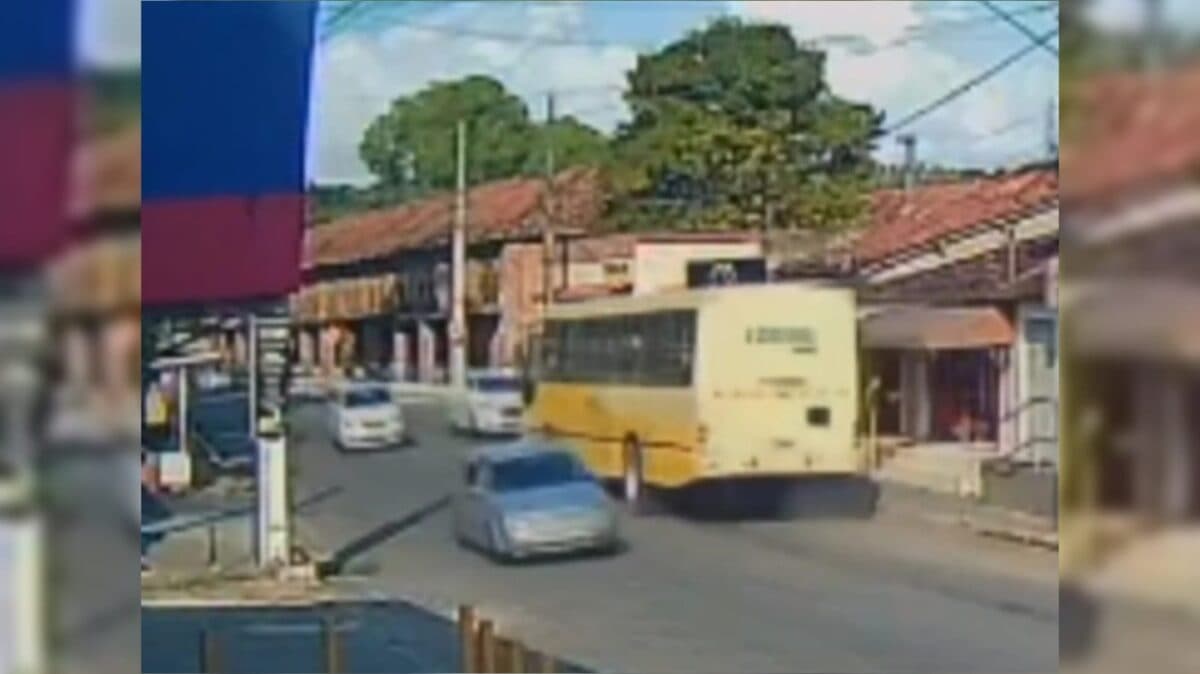 VÍDEO: empresário morre em colisão entre ônibus e carro em Rio Tinto