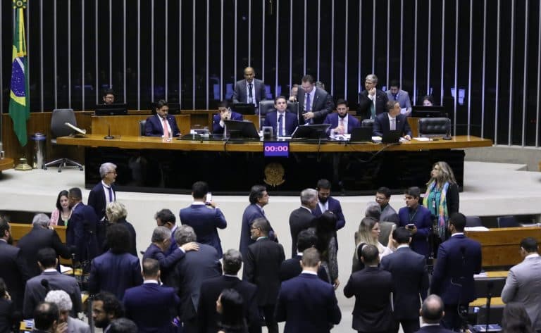 Câmara aprova PL Antifacção de combate ao crime organizado; saiba como votaram os deputados paraibanos