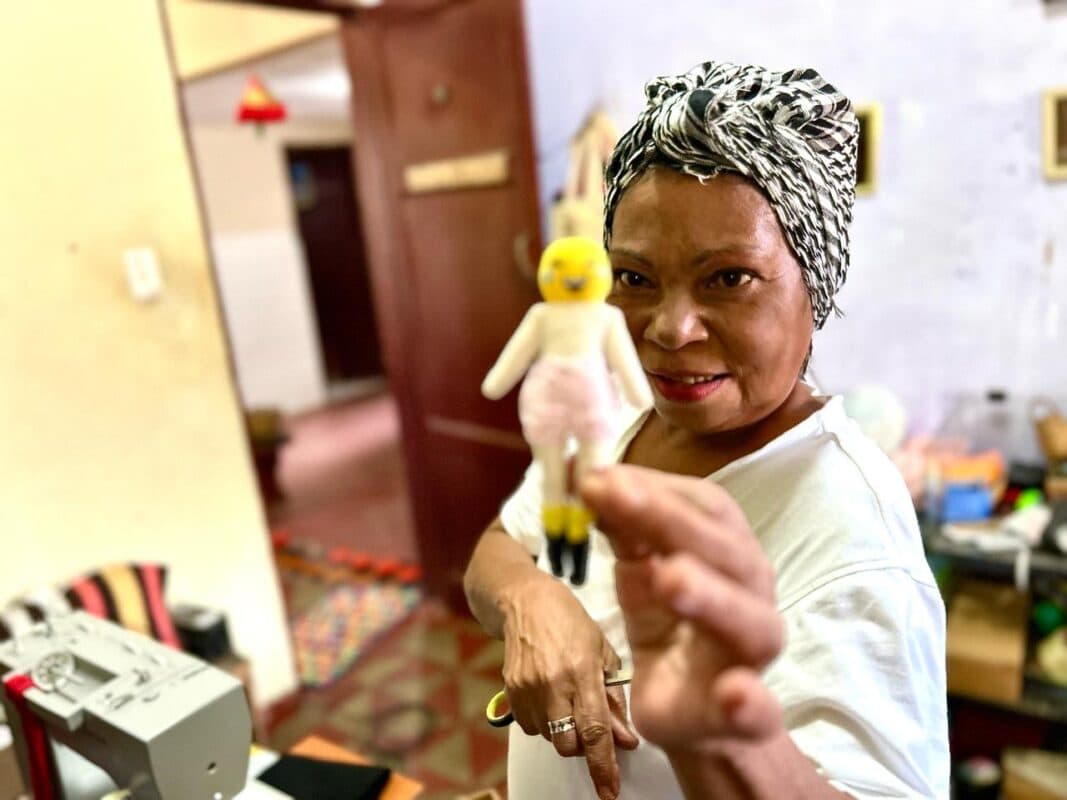 Exposição fotojornalística mobile destaca negras artistas de Campina Grande