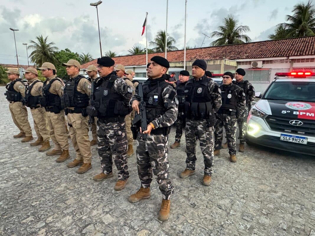 Operação da Polícia Militar e Gaeco cumpre mandados contra procurados por tráfico de drogas e estupro, na Paraíba