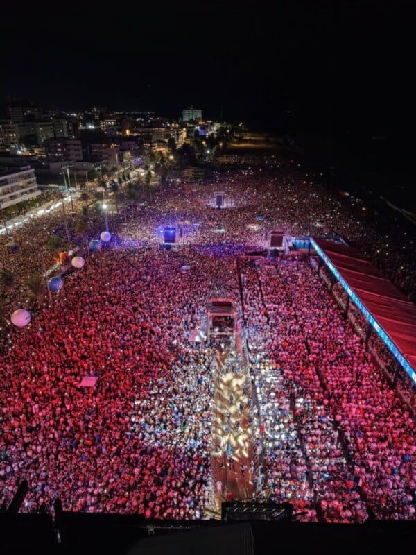 Frei Gilson se apresentou em João Pessoa. (foto: reprodução/instagram/@freigilson_somdomonte)