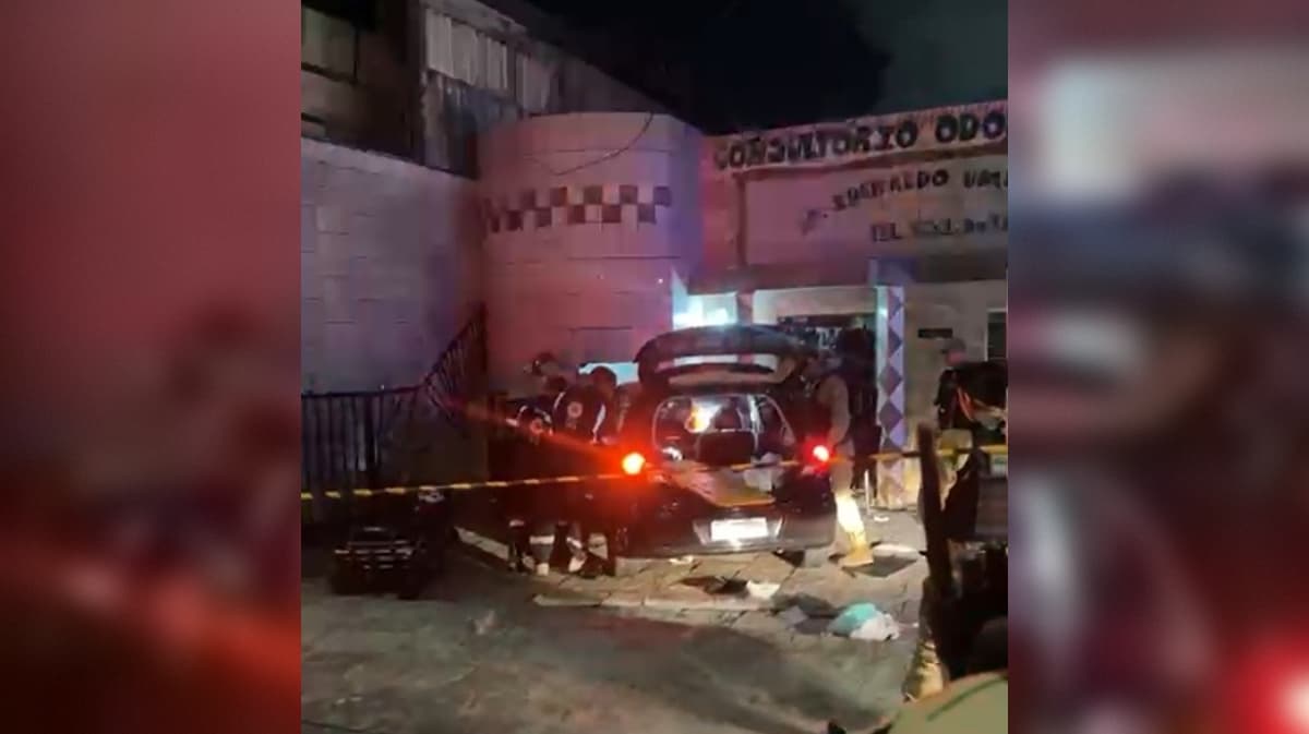 Casal fica ferido e suspeito colide carro roubado após perseguição policial em Mangabeira