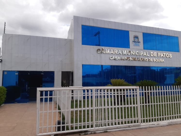 Após decisão, vereador Ítalo Gomes deve assumir hoje o comando da Câmara de Patos