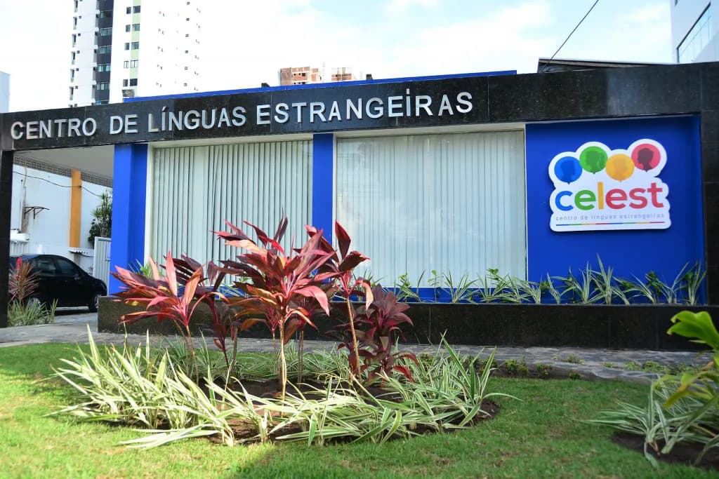 Celest abre mais de mil vagas para cursos gratuitos de idiomas em João Pessoa; confira como se inscrever