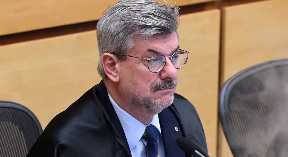 Pleno do STJ decide pelo afastamento do ministro Marco Buzzi após denúncias de assédio