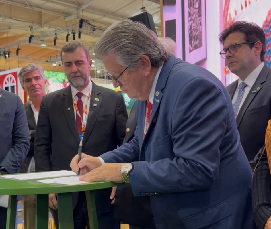 Paraíba formaliza construção de hotel cinco estrelas no Centro Histórico de João Pessoa e João Azevêdo comemora "proposta diferenciada"