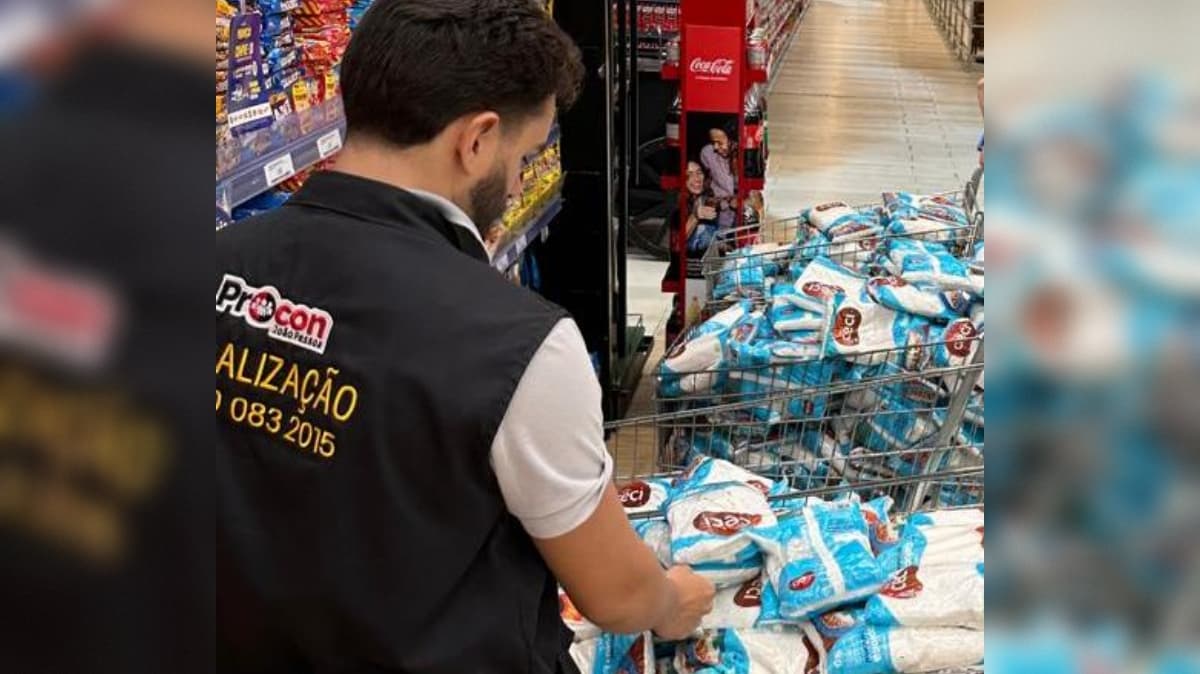 Mais de 500 kg de alimentos vencidos e mofados são apreendidos pelo Procon em supermercado do altiplano