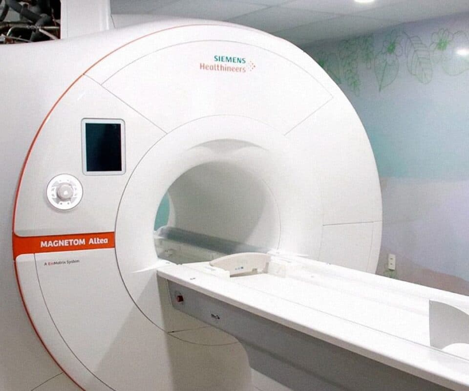 Hospital da Mulher recebe ressonância magnética com tecnologia inédita no Brasil