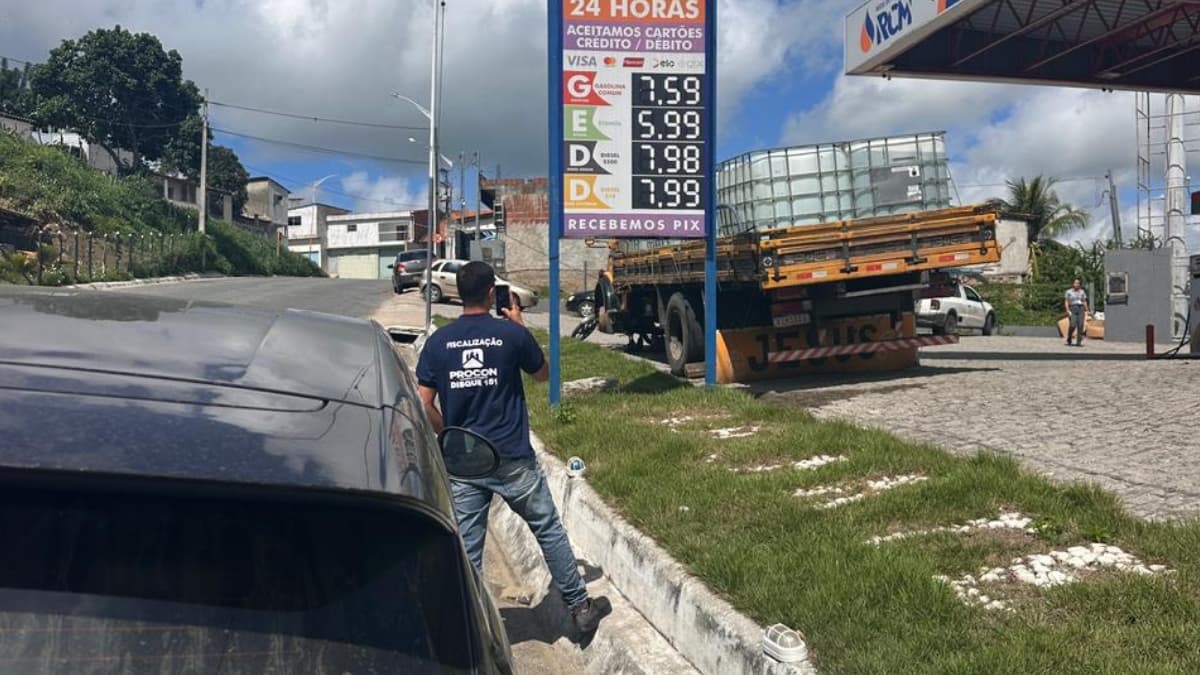 Preço da gasolina chega a R$ 7,59 em Campina grande, aponta Procon
