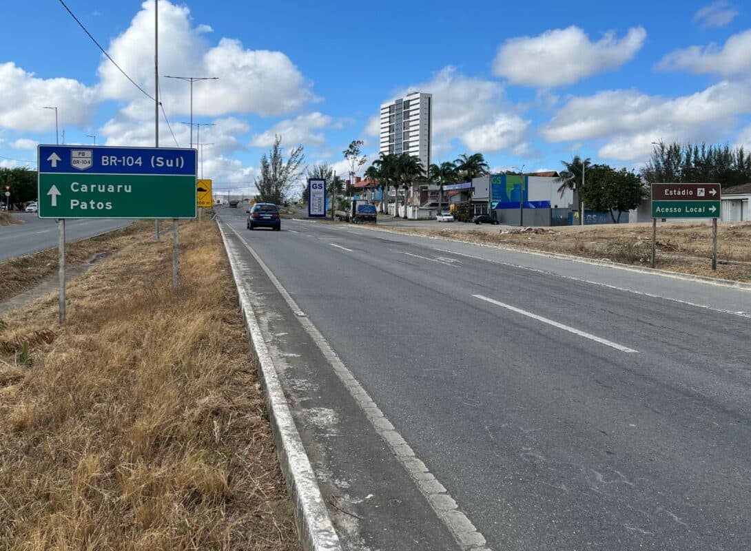 DNIT interdita alça sudoeste da BR-230 em Campina Grande