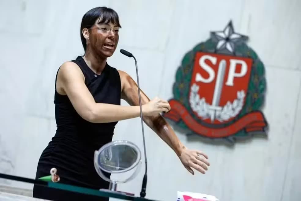 Deputada é acusada de transfobia e racismo após fala sobre Erika Hilton na Alesp