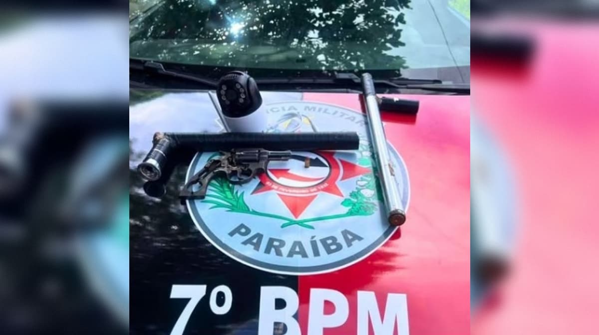 Quatro suspeitos são presos com armas e munições durante ação em comunidade de Santa Rita