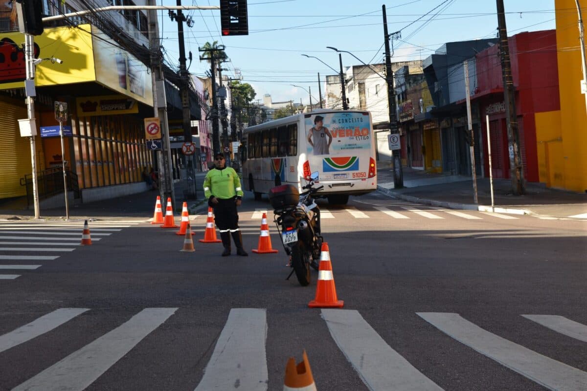 Oito linhas de ônibus têm itinerários desviados até o Almeidão para atender torcedores na final do Paraibano