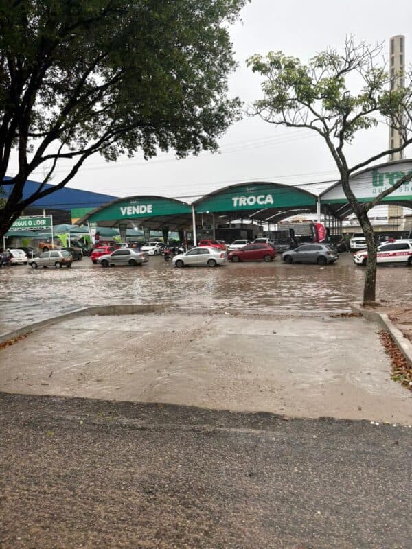 Inmet emite dois alertas de chuva forte e ventos de até 100 km/h para a Paraíba