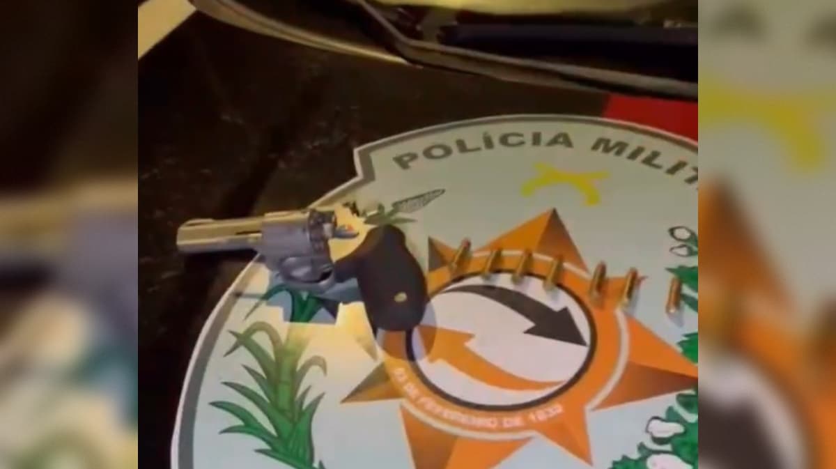 Homem é preso por porte ilegal de arma ao ameaçar ex-esposa no Padre Zé