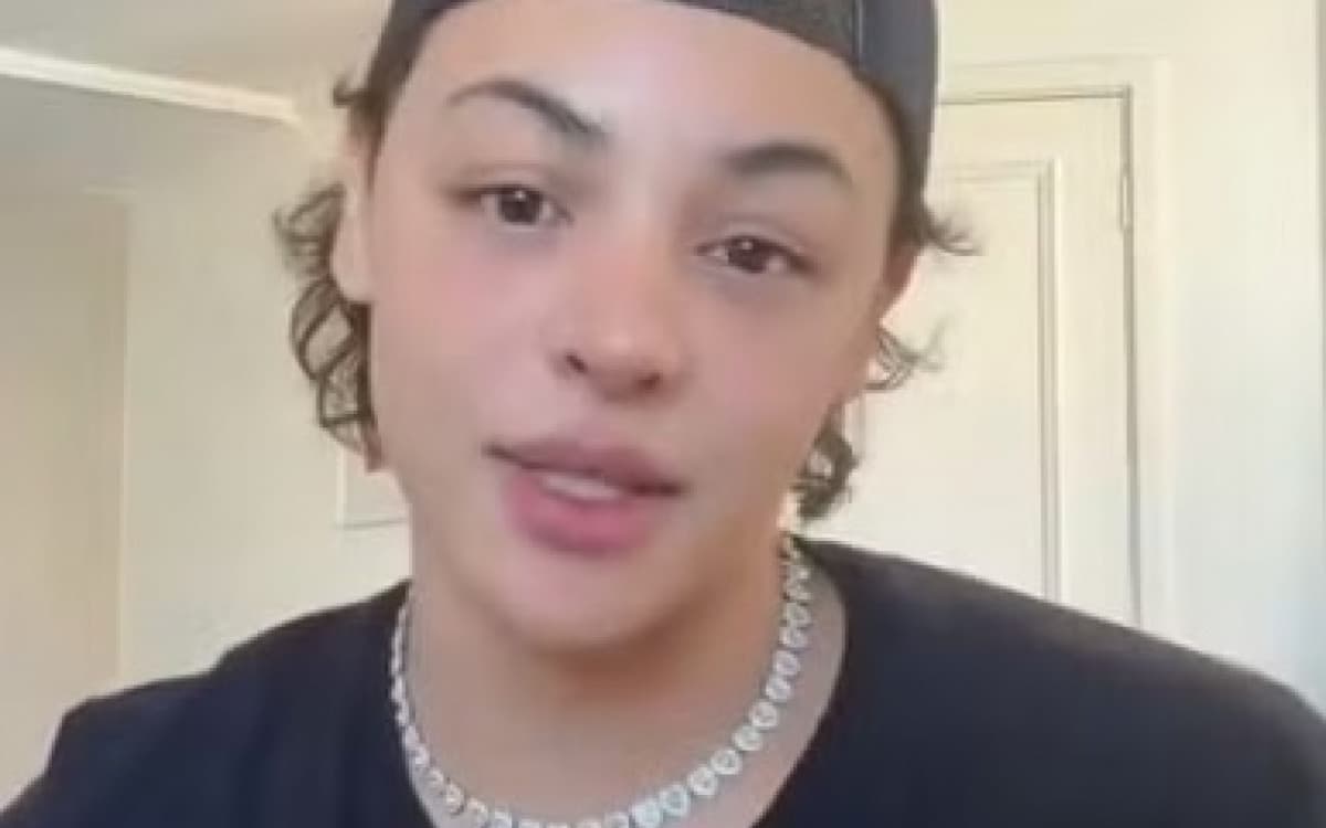 Cantora Pablo termina namoro após vazamento de fotos íntimas: 'Chorei de raiva'