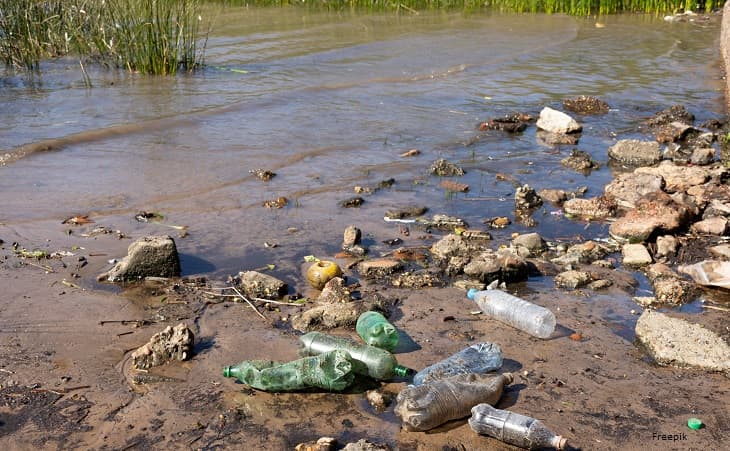 Ação do MP quer fim de esgoto no mar e no Rio Jaguaribe e multa contra Estado, João Pessoa e Cabedelo por danos ambientes