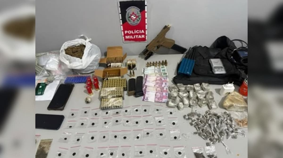 Polícia Militar apreende pistola com seletor de rajada, bloqueador de sinal e munições em Bayeux